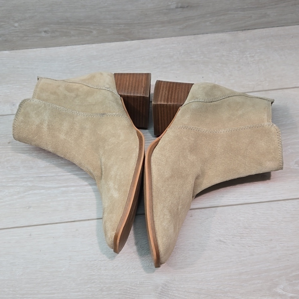 Lucky Brand Women Lilye Leather Ankle Heels Boots shoes sz 9M - Picture 10 of 14